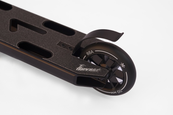 Самокат Haevner X-Pro черный/красный Самокат Haevner X-Pro черный/красный