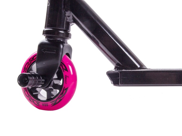 Самокат Haevner Kraft Black Edition черный/розовый Самокат Haevner Kraft Black Edition черный/розовый